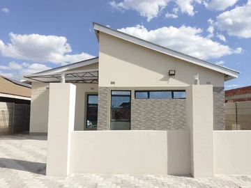 Spacious newly built 4 bedroomed house for rent