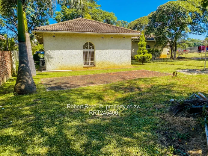 3 Bedroomed Townhouse in a Complex of 12 in Bluffhill. 