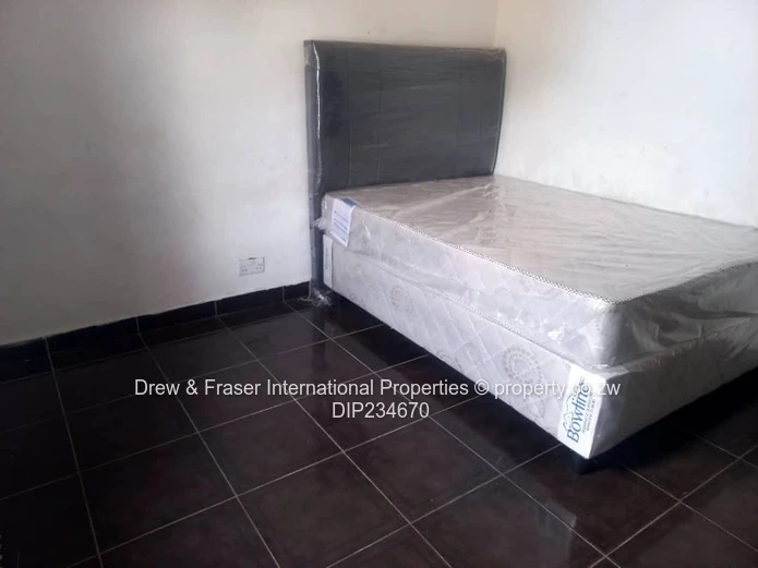 Hatfield 4 beds house for sale $150k