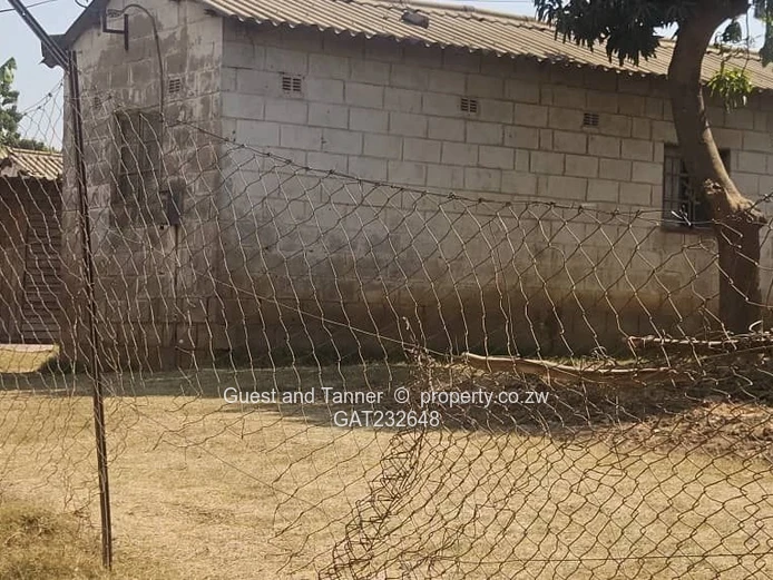 2-Roomed Coalhouse for Sale in Shamva 