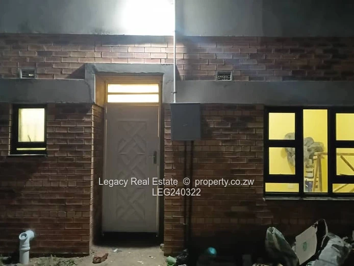 Chitungwiza Manyame Newly Built 120sqm Shop To Let