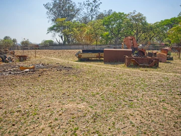 Commercial & Industrial Land