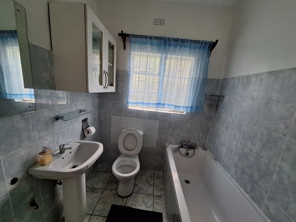 4 Bedroom Garden Flat