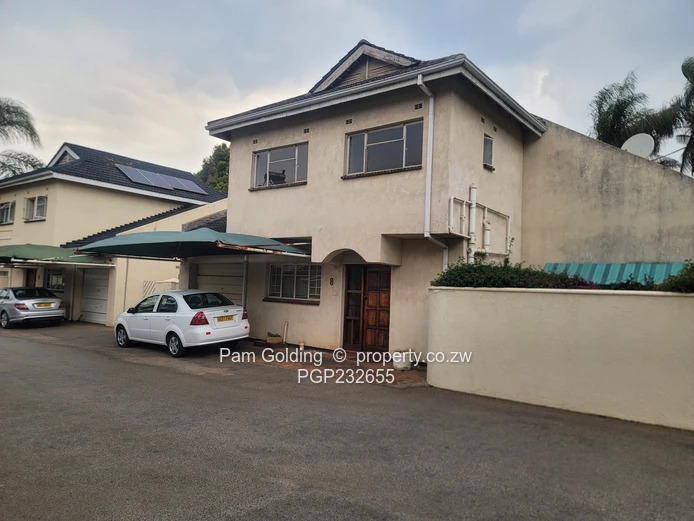 A Garden Flat With A Garden !!!