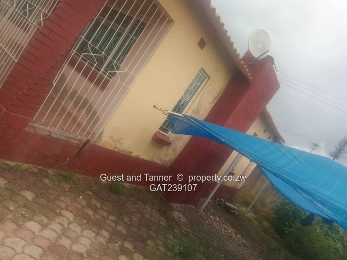 Nketa 9 5 Bed House with Title Deed