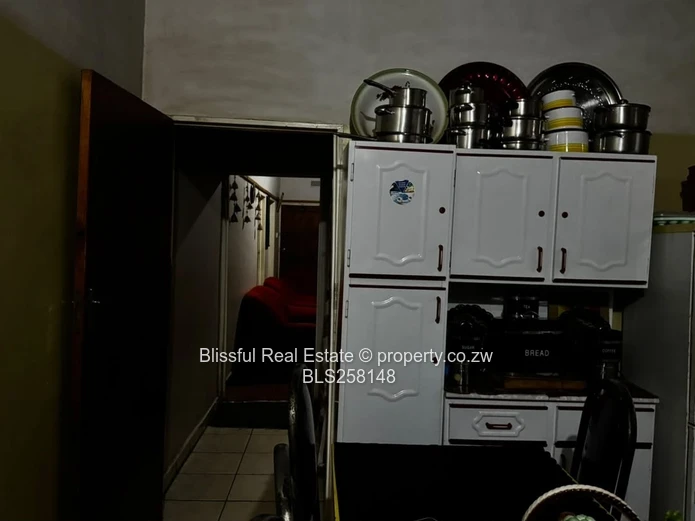 Warren Park 3-Bed Home - Tiled, Fireplace & Municipal Water