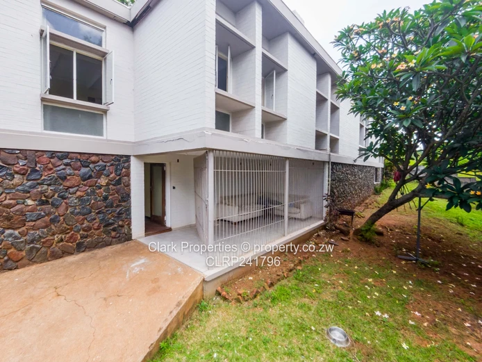 4 Bed House In Greystone Park With Good Size Land
