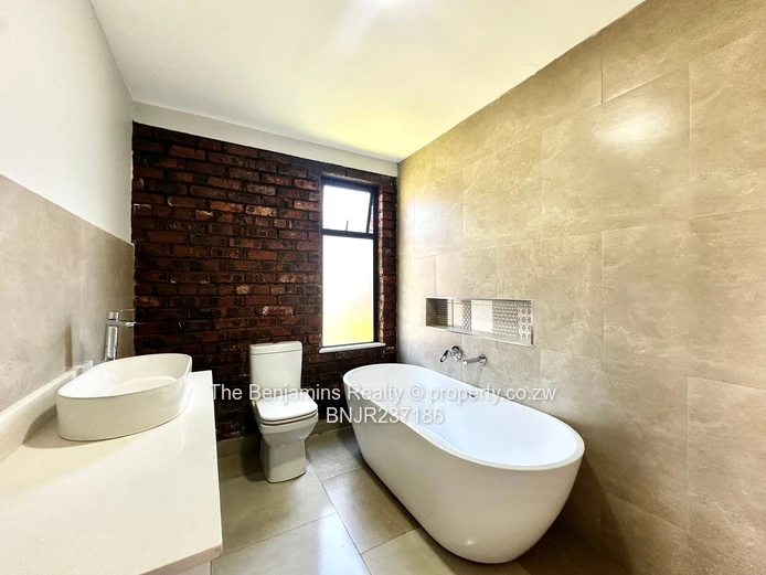 Spacious 2 bed cluster unit 