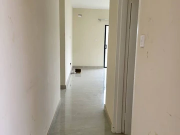 2 Bedroom Flat & Apartment