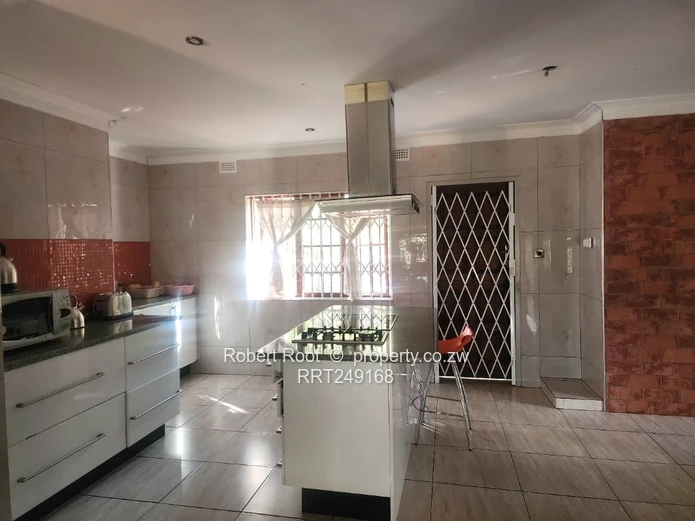 Spacious Family Home with Additional Accommodation For Rent in Chisipite