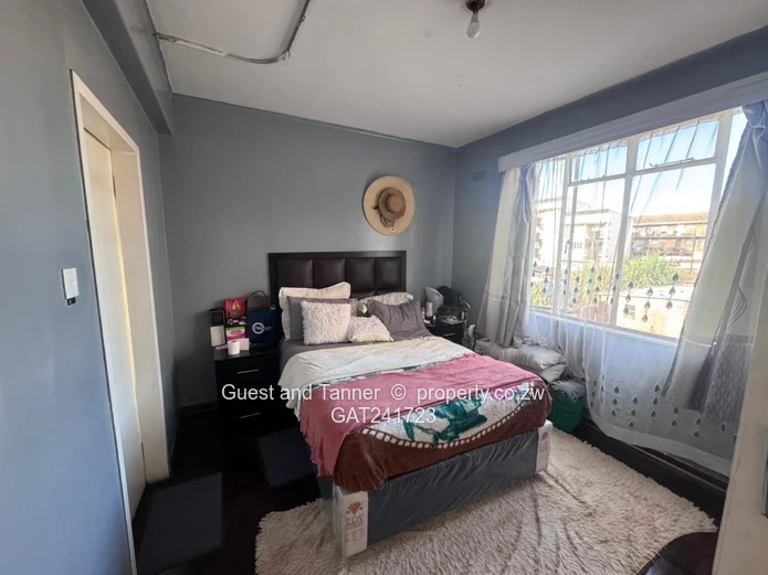 1 Bed Flat For Sale Avenues area (Sole Mandate)