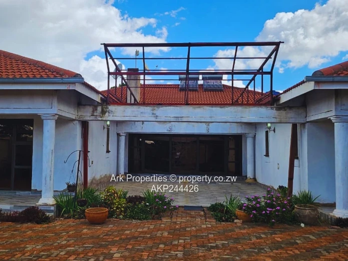 House for Sale – Belvedere West