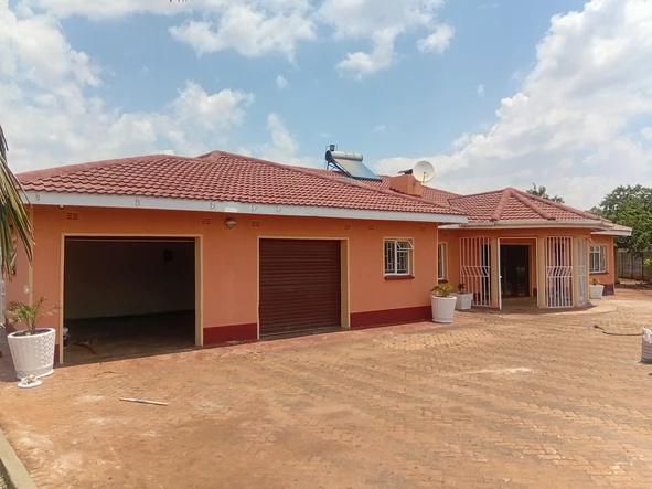 5 Bedroom House