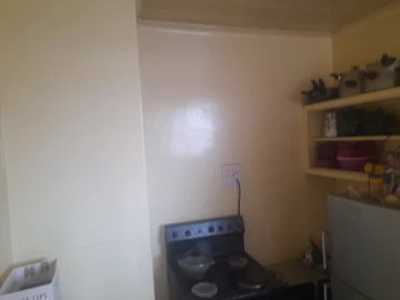 2 Bedroom Flat & Apartment