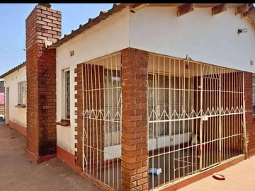 Kuwadzana 3 House for sale