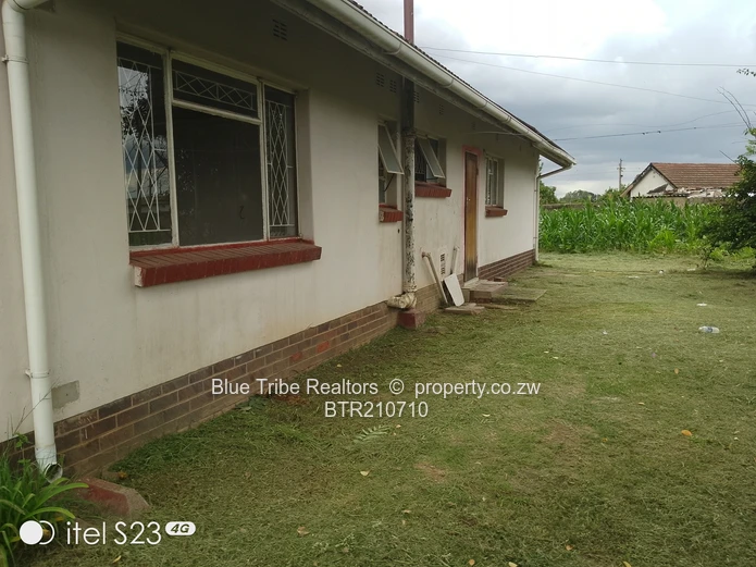 House for rent in Waterfalls 