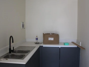 3 Bedroom Flat & Apartment