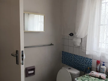 3 Bedroom Garden Flat