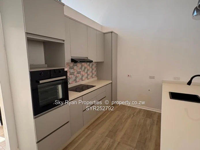 Beautiful Modern Complex – Borrowdale Pomona
