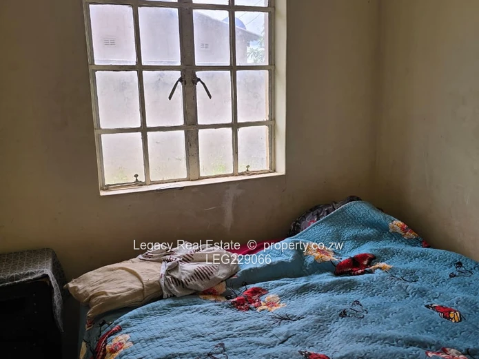 Zimrepark Cottage To Let