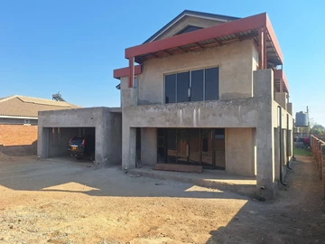 5 Bedroom House