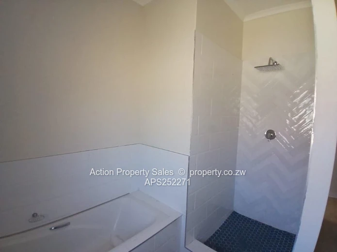 Lovely Family Home With 4 Beds! 