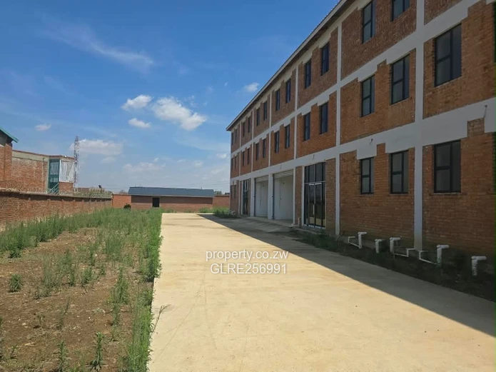 10,000m² Tynwald, Harare West Warehouse/Factory with Borehole