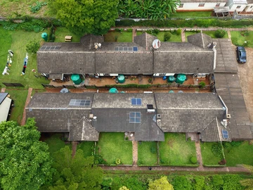 3 Bedroom Flat & Apartment