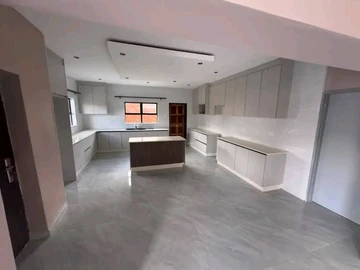 3 Bedroom Garden Flat