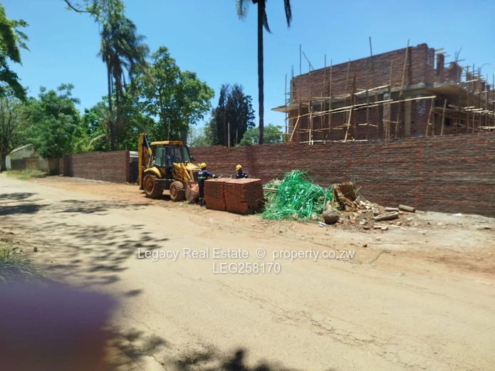 Under-Construction 2-Bed En-Suite Flats in Avondale