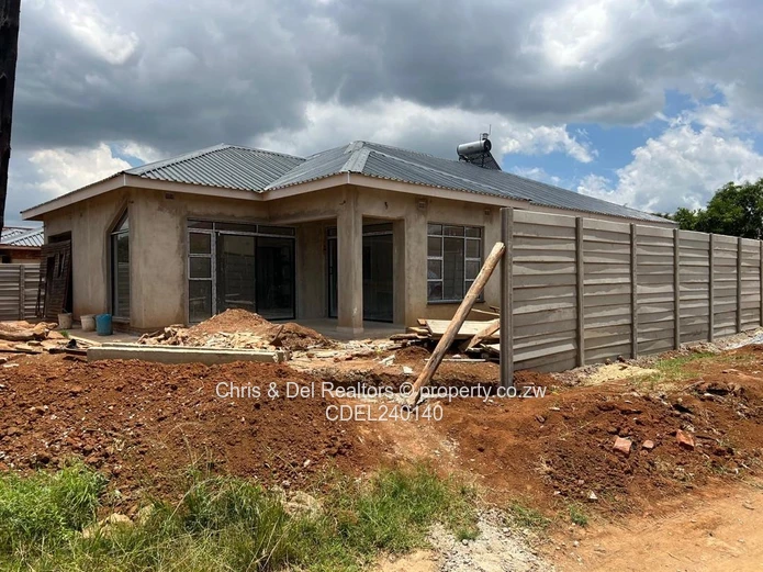 Modern 4 Bedroomed House on Corner Stand