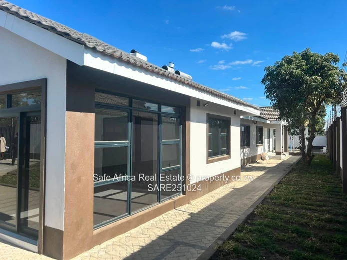 4 BEDROOM HOUSE TO LET | ZIMRE PARK, NEAR MUTARE ROAD - $700pm