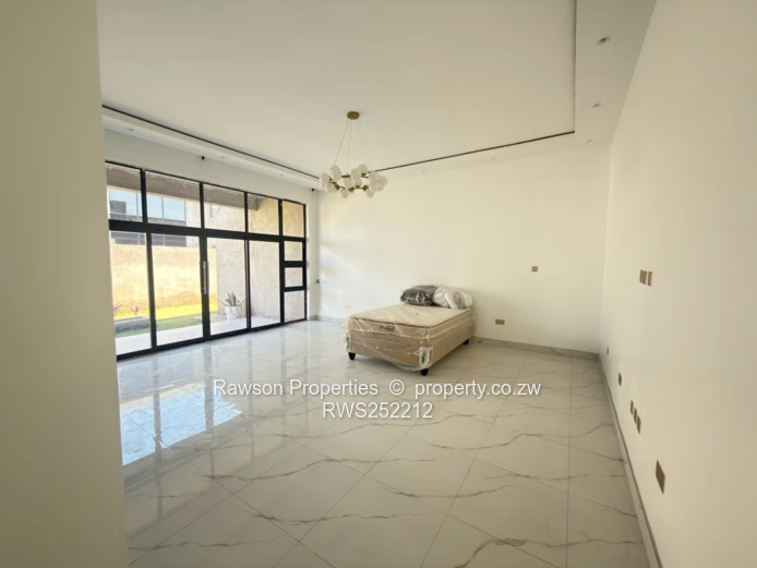 Mount pleasant heights newly built house for sale (Sole Mandate)