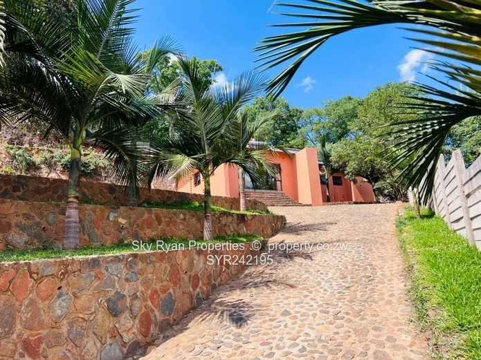 Glen Lorne House To Let