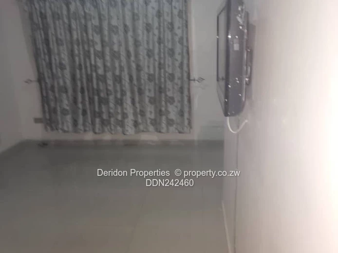 House to Let in Glen Norah