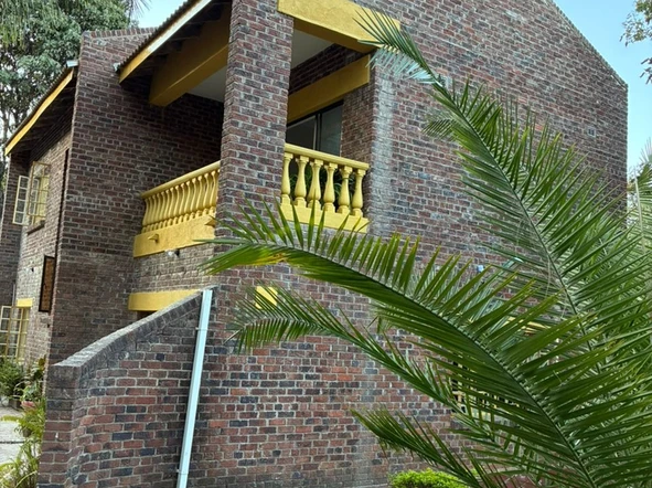 3 Bedroom Flat & Apartment