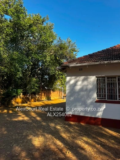 Smart Investment, Premium Location!!  (Sole Mandate)