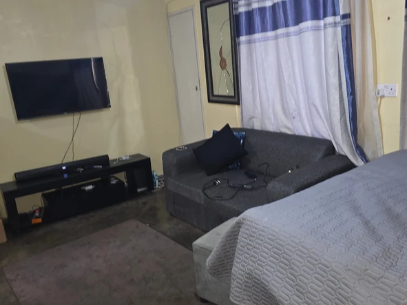 Flat & Apartment