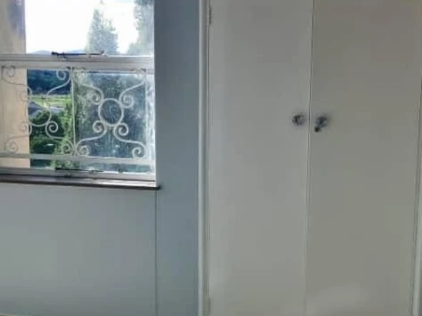 3 Bedroom Flat & Apartment