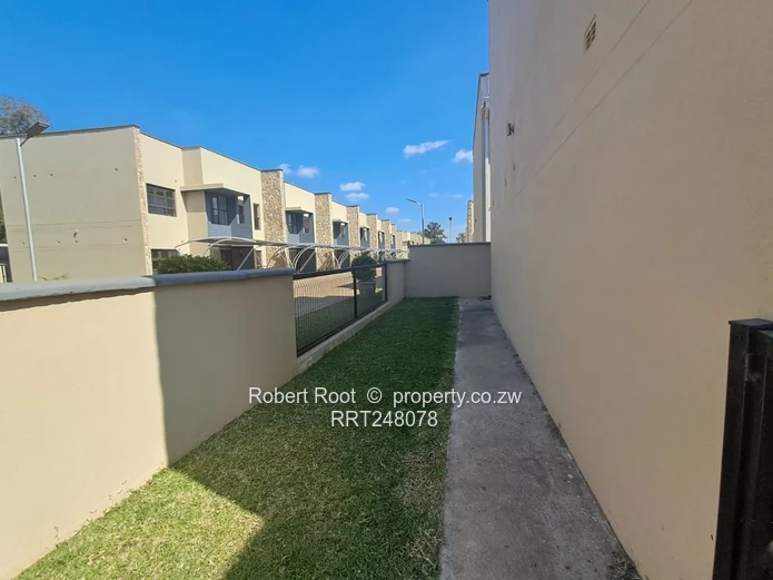 Exquisite 3 bed duplex apartment in Mount Pleasant