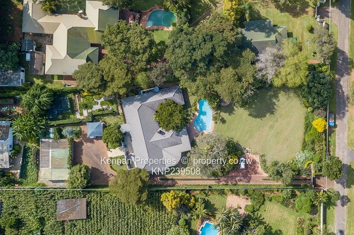 Stunning Home In Great Location.  Offer over $950 000