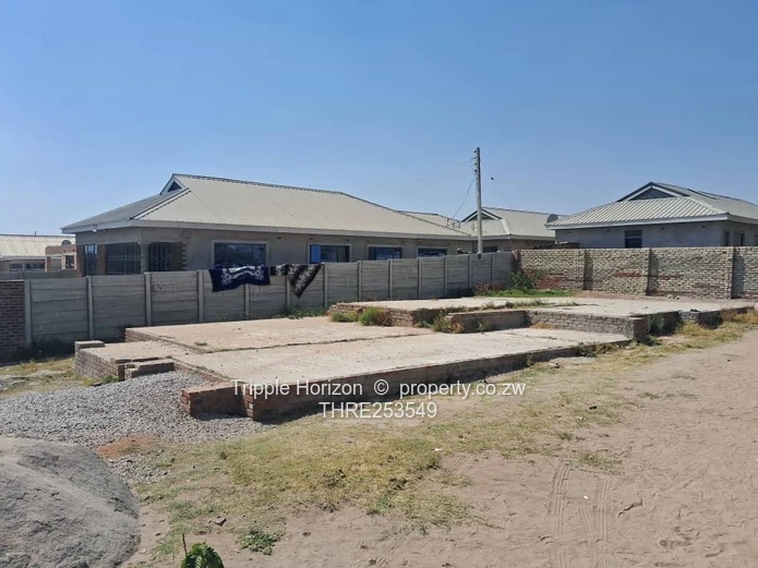 250m² Stand with Slab in Southlea Park — Water + Gravel Road