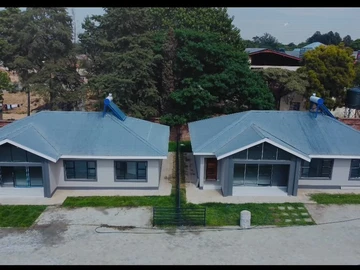 2 Unit Townhouse Complex