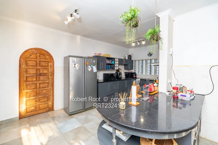 Exquisite family home up for grabs!