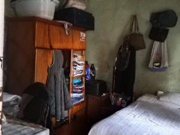 6 Bedroom House