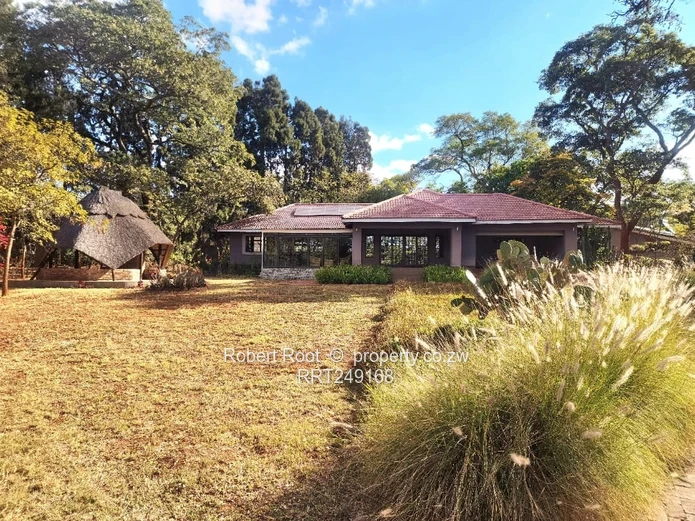 Spacious Family Home with Additional Accommodation For Rent in Chisipite
