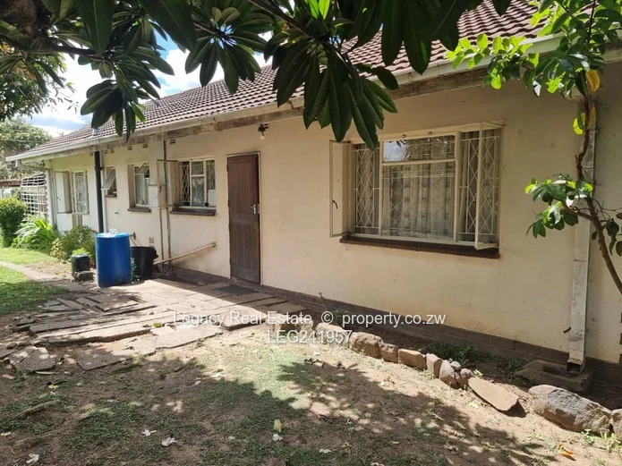Charming Starter Home with Expansion Potential – Mabelreign