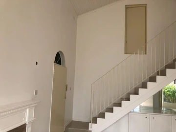 3 Bedroom Flat & Apartment