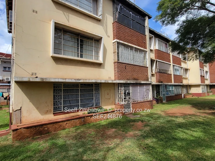 2-Bed Flat For Sale - The Avenues