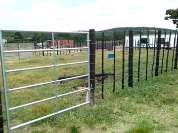 Farm & Agricultural Land